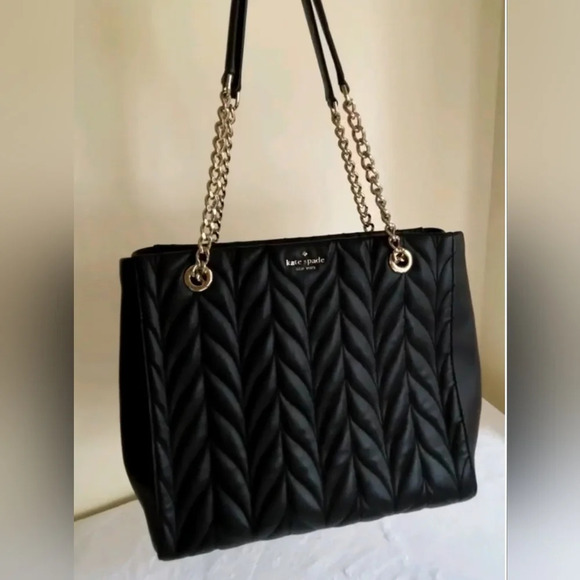 EUC Kate Spade Briar Lane Quilted Willis Black Leather Chain Tote Handbag - Picture 1 of 16